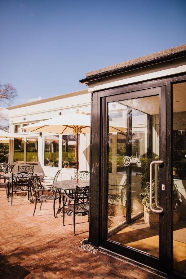 The Farmhouse At Redcoats Stevenage Bagian luar foto