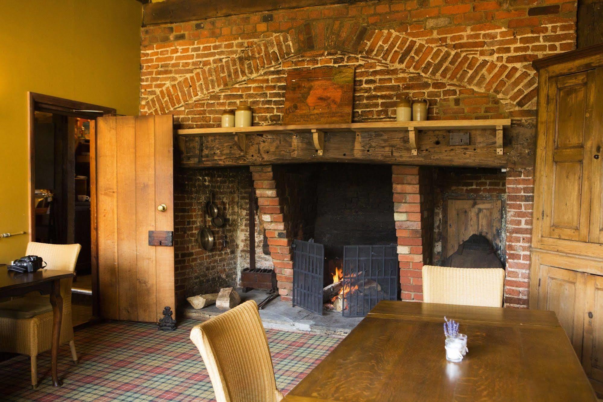 The Farmhouse At Redcoats Stevenage Bagian luar foto